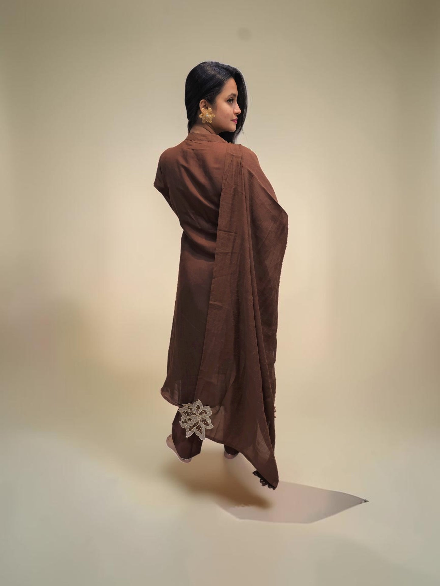 Brown embroidered kurta pant set with cutwork dupatta