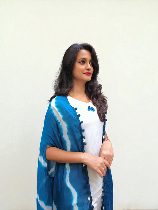 Elegant festive wear Indo-Western Leheriya cape set