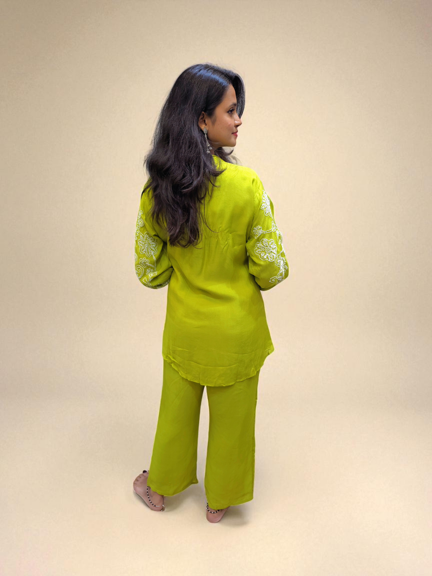 Designer hand embroidered pure muslin kurta with matching pants, modern indo-western co-ord set for women.