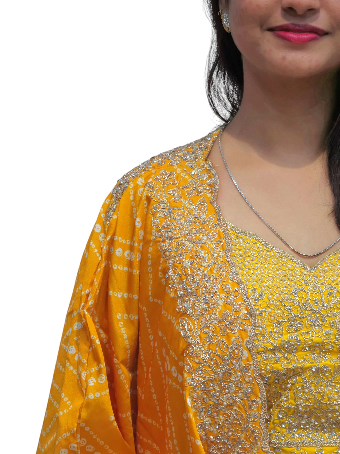 Hand_work_detailing_on_yellow_blouse
