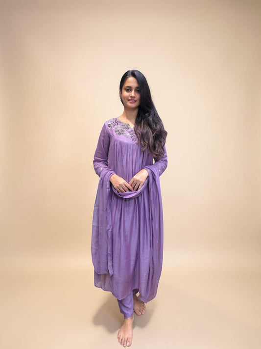 Women's lavender embroidered Mul Chanderi suit set with dupatta