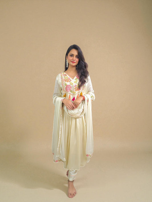 Designer silk kurta set with chiffon dupatta – Ambika Boutique