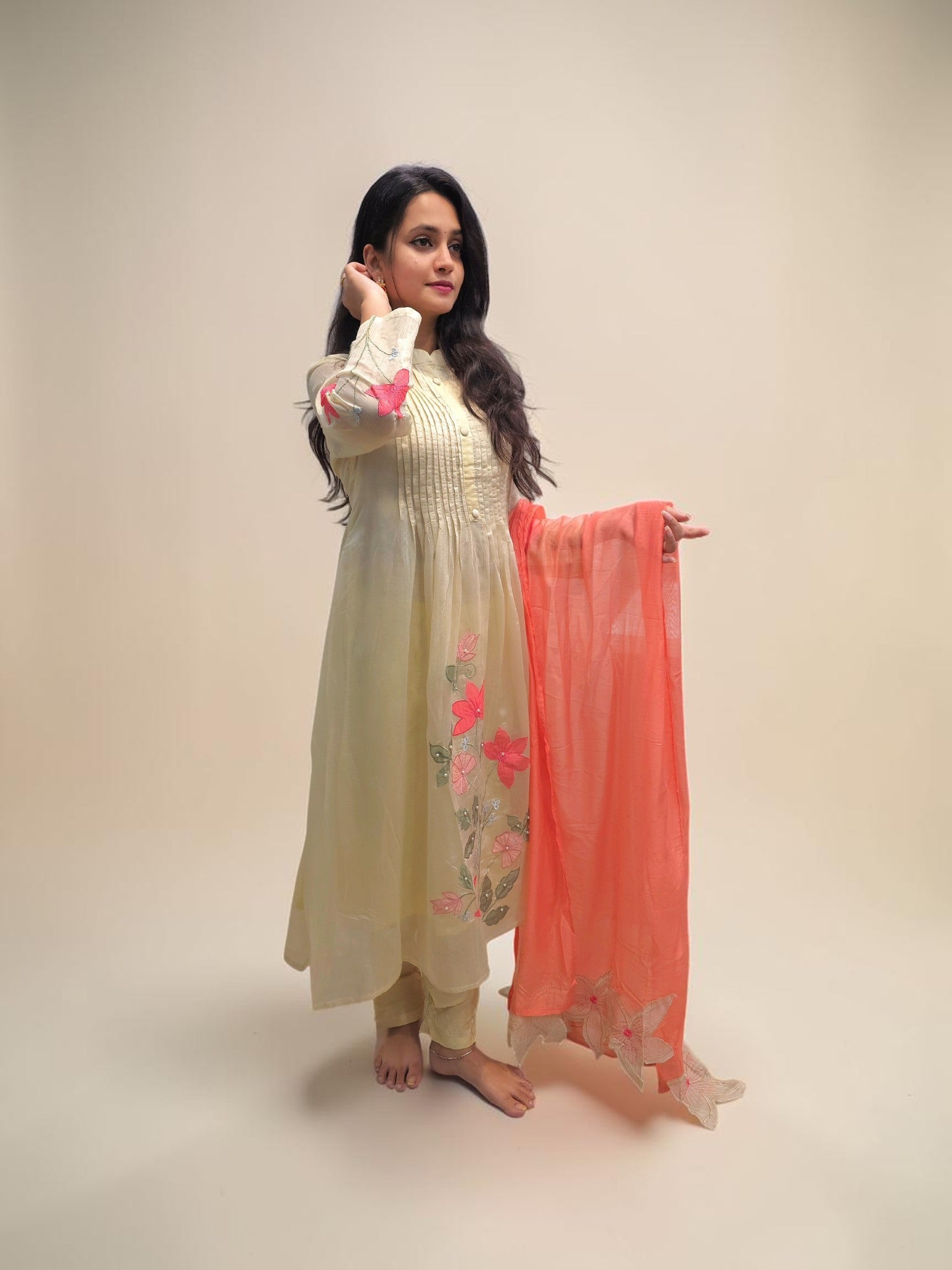 Lightweight Mul Chanderi ethnic suit set for festive occasions