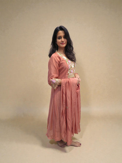 Elegant peach embroidered mul chanderi kurta set for parties