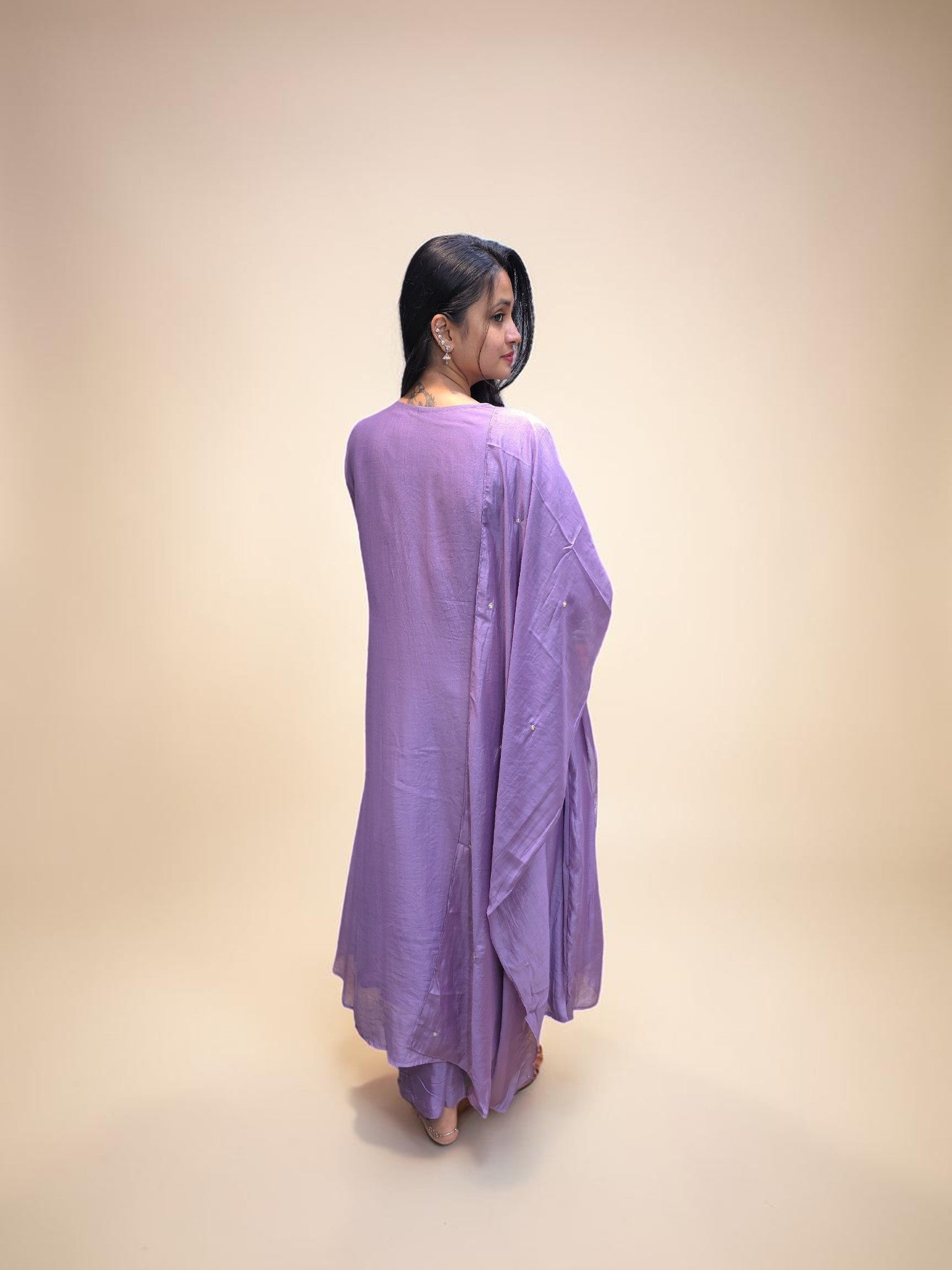 Lavender embroidered Mul Chanderi kurta pant set with soft dupatta