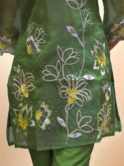 Green embroidered outfit with floral pattern co-ord set – Ambika Boutique