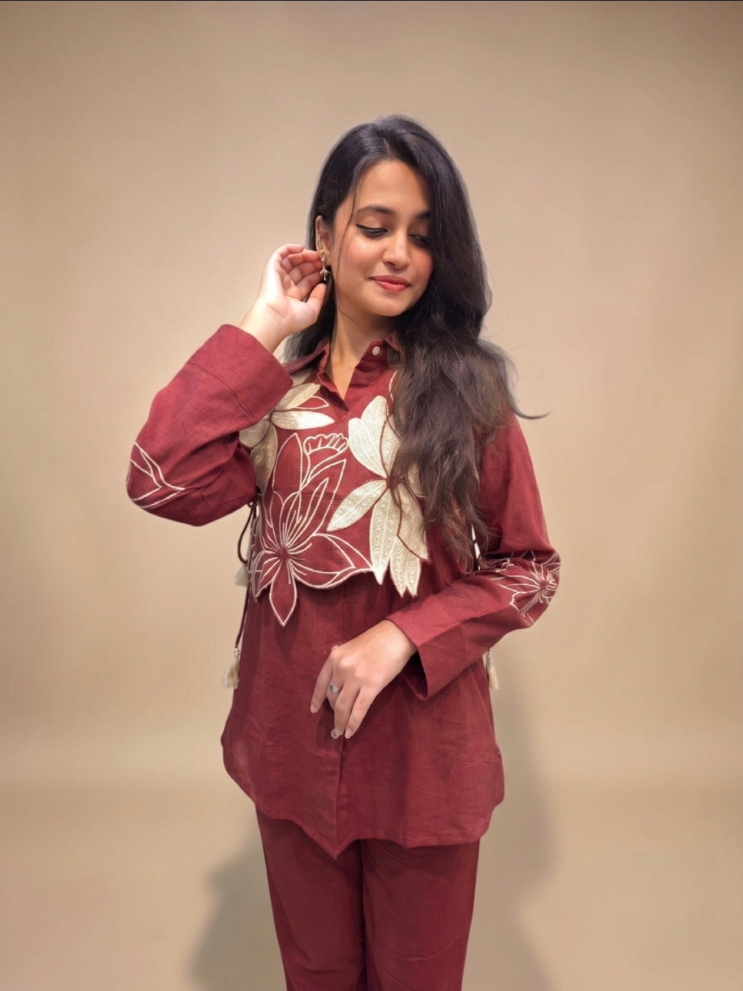 Women's maroon linen shirt and pant cord set