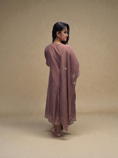 Handcrafted embroidered mul chanderi outfit – Ambika Boutique