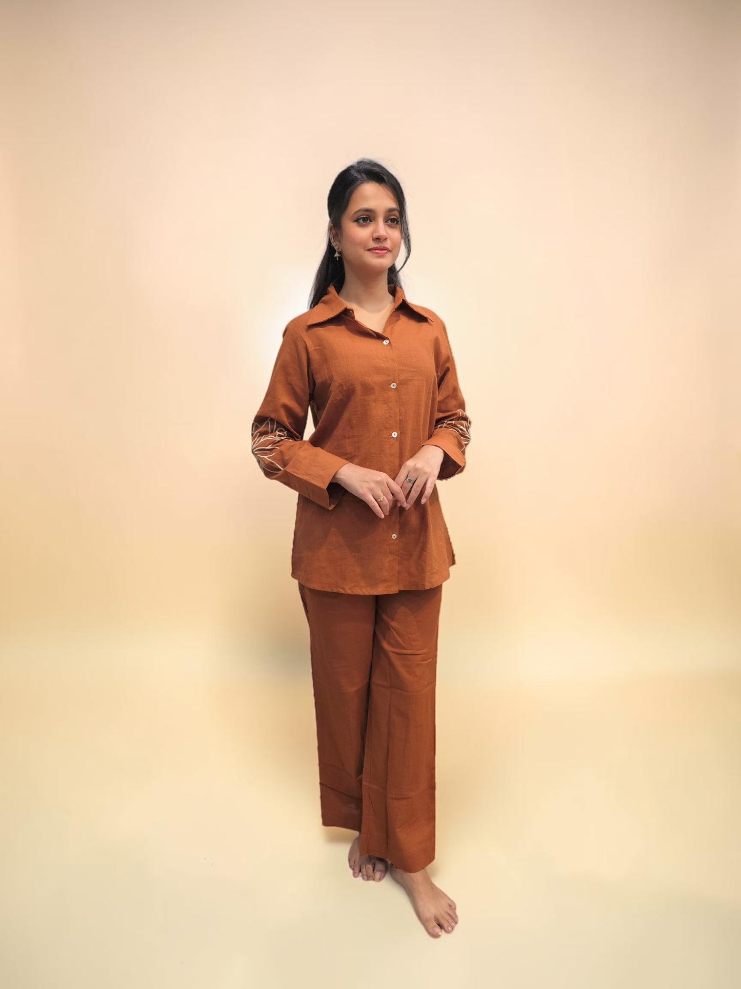 Women's rust brown linen top and pant cord set